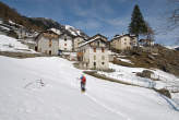 20090404_121405 Sulle ciapole verso Splughetta.jpg